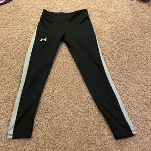 Under Armor black and grey leggings